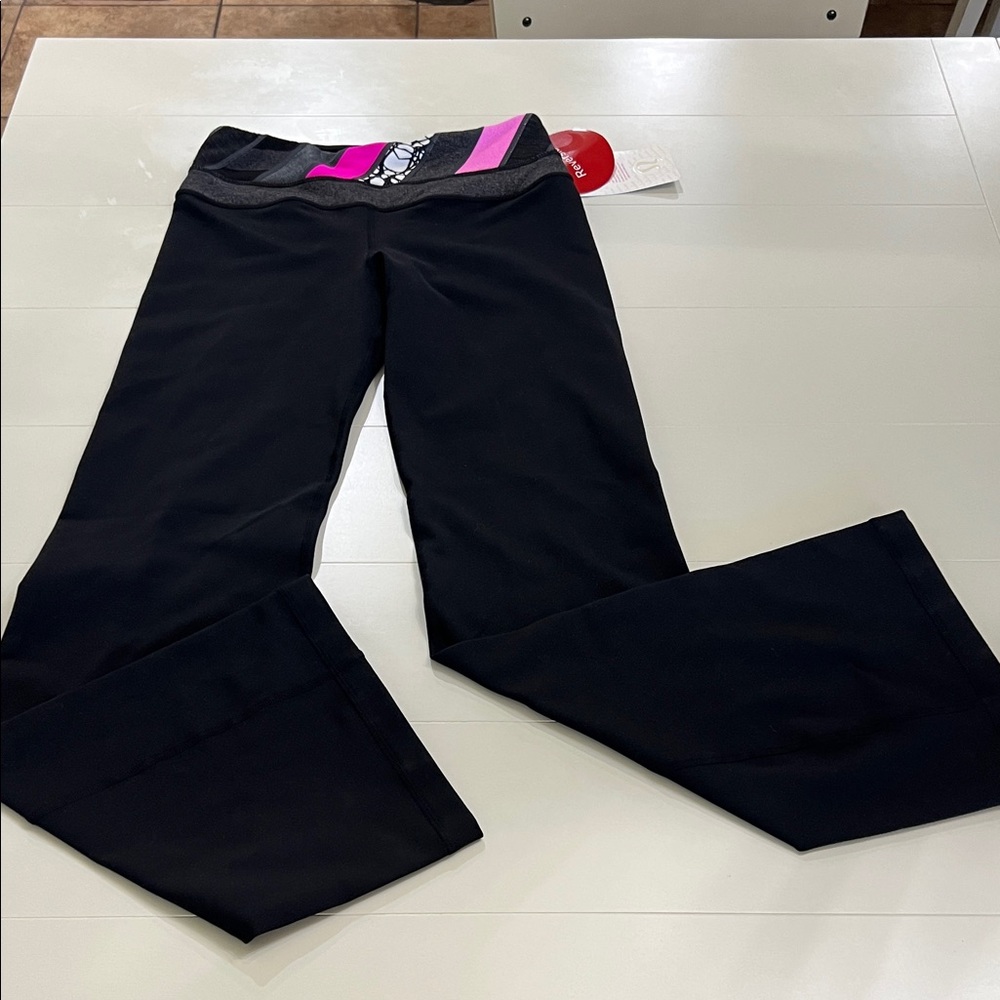 lululemon athletica Black Leggings with Pink and Gray Waistband Lululemon Groove